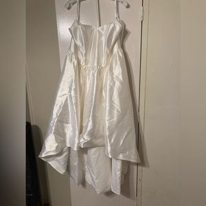 Strapless wedding dress